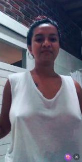 Sisil uting nya menonjol