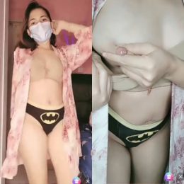 Kak Martha remas uting keluar air susu