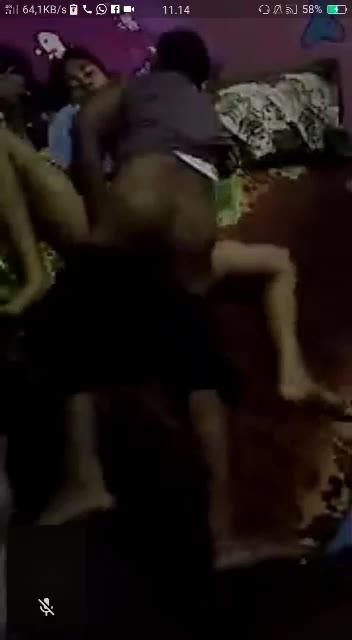 ABG dientot om-om sambil VCS