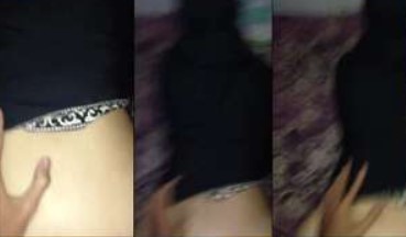 Ukhti Kerudung Hitam Kena Doggy