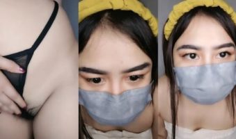 Evelyn Jembut Memeknya