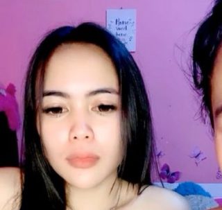 Monika dan Bestie Live Telanjang Dada
