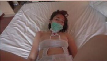 Ngentotin Suster Cantik Mulus PanlokBDSM