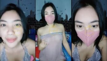 Toket Bulet Veve Pas Digenggaman Tangan