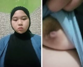 Uting Hijabers Montok Kak Resa Liat di Atas Menit 9